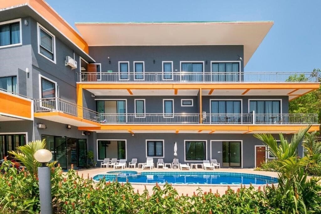 Oyo 665 Sj House Hotel 3* суреті