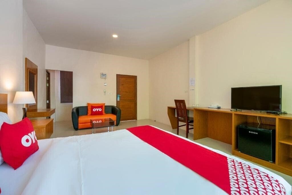 Oyo 665 Sj House Hotel 3* суреті