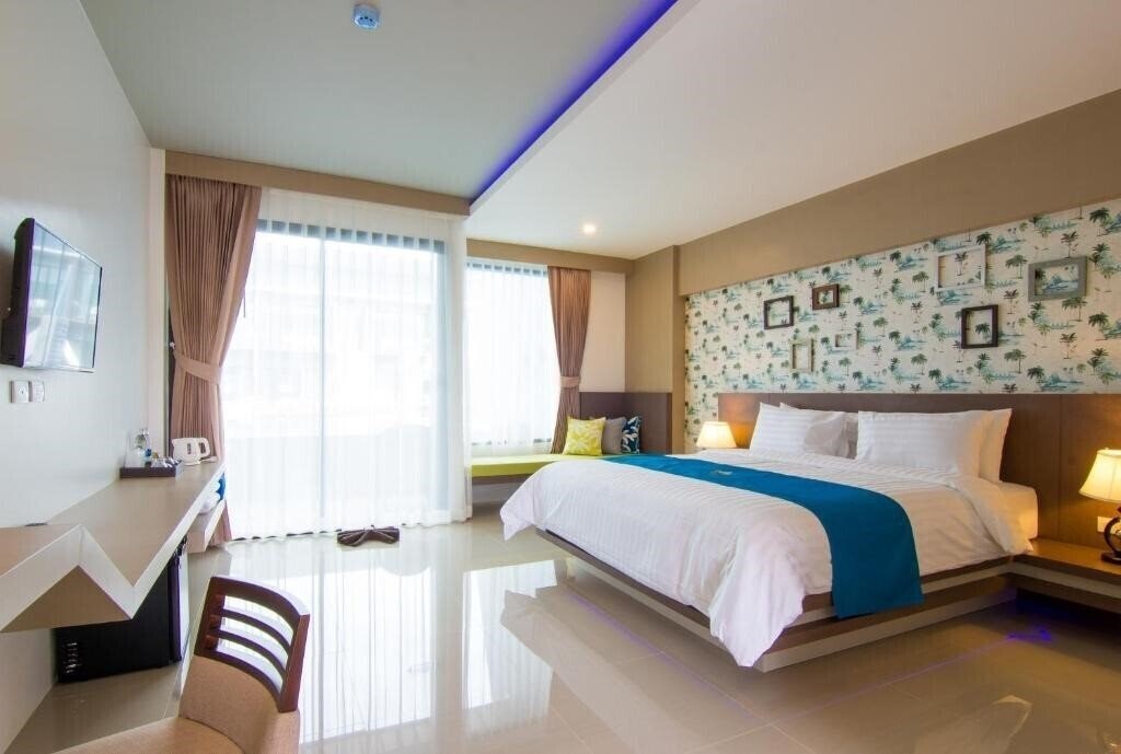 Фото The Phu Beach Hotel 3*