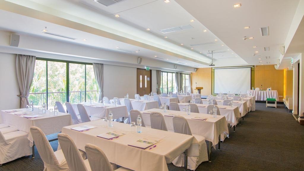 Изображение Holiday Inn Resort Krabi Ao Nang Beach 4*