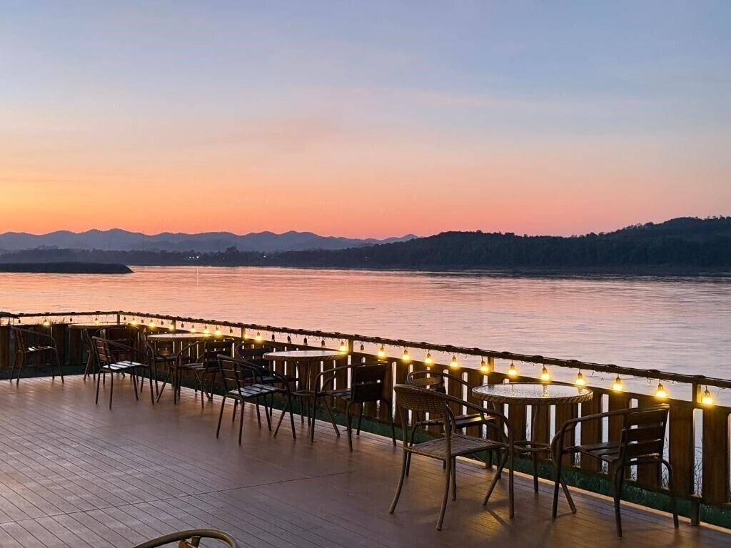 Изображение Chiangkhan River Mountain Resort 3*