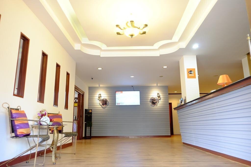 Studio Khon Kaen 2* фотосуреті