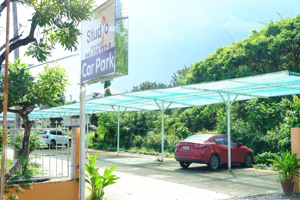 Studio Khon Kaen 2* суреті