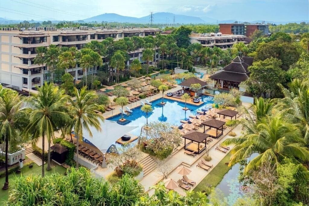 Отель Marriott Mai Khao Beach Vacation Club 5*