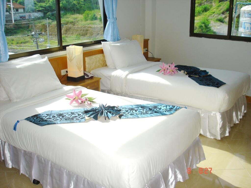 Отель Lamai Guesthouse 2*