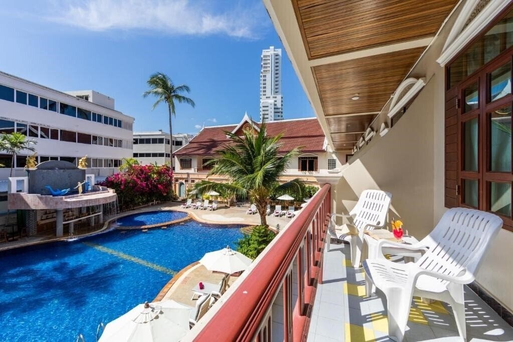 Tony Resort 3* суреті