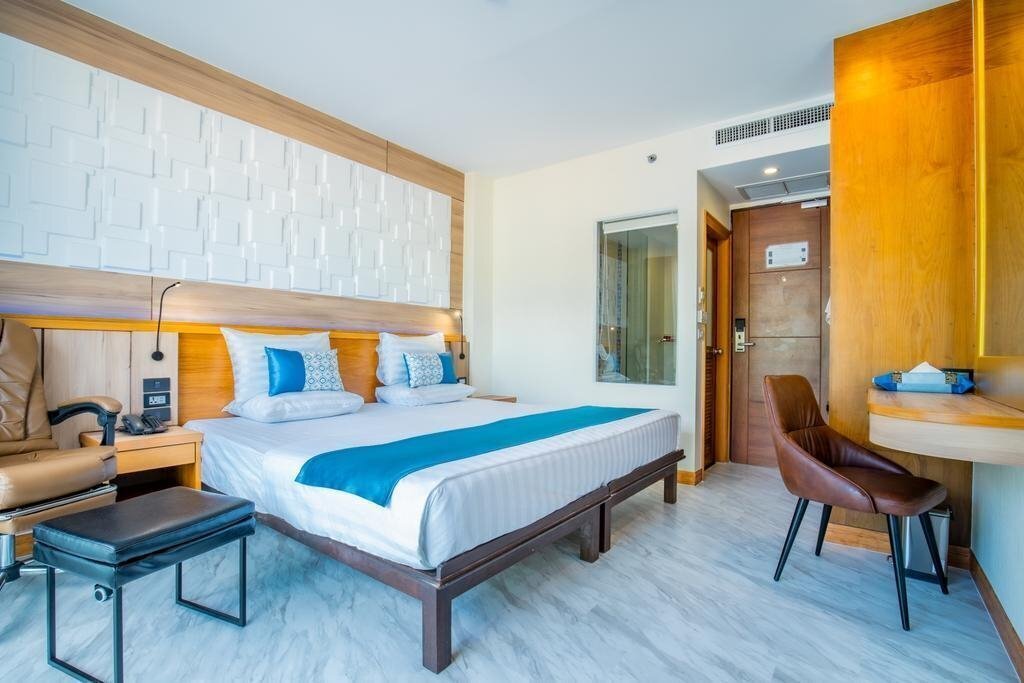 Картинка The Sira Grande Patong 4*