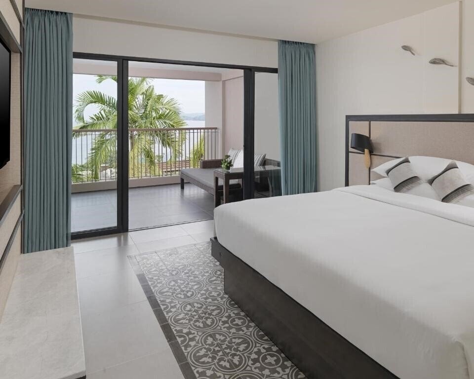 Картинка Hyatt Regency Phuket Resort 5*