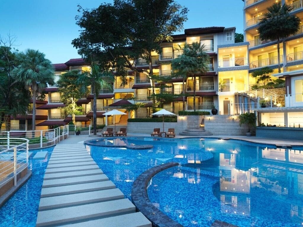 Отель Chanalai Flora Resort 4*