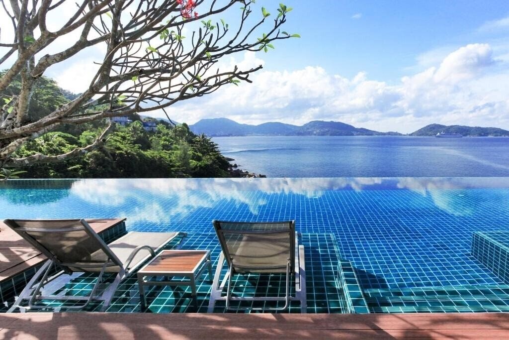 Отель U Zenmaya Phuket 4*