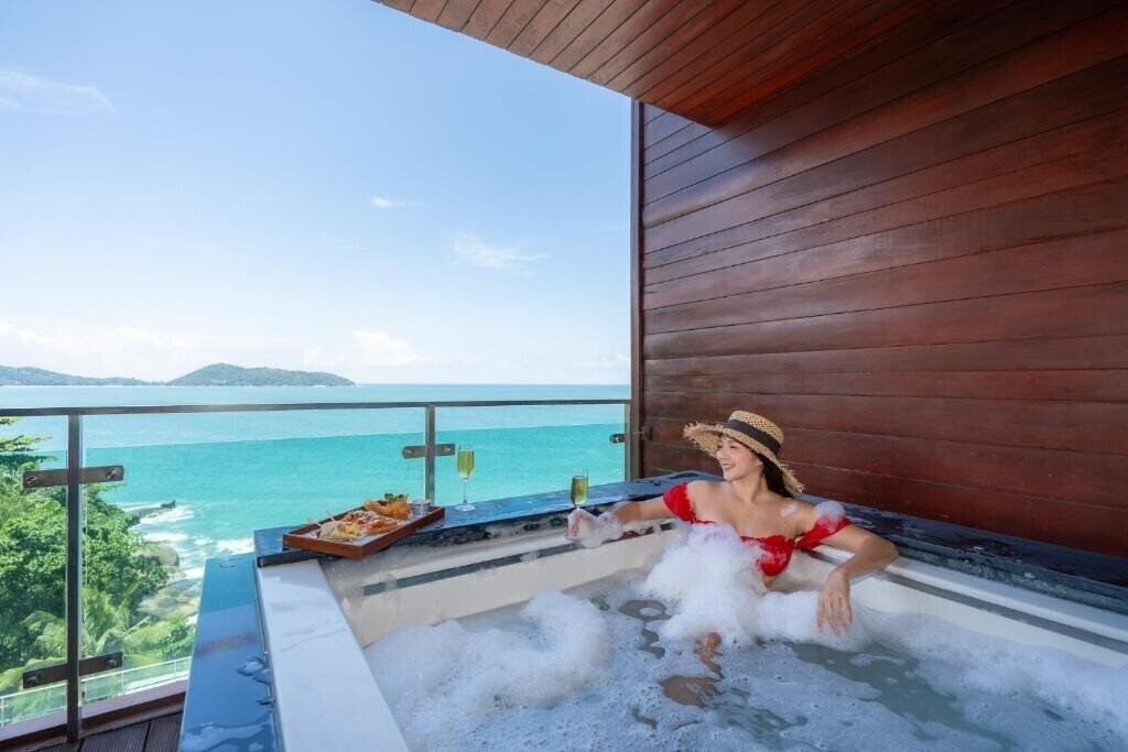 Фотография U Zenmaya Phuket 4*