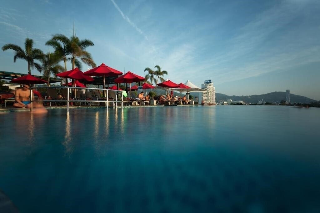 Отель Charm Resort Phuket 4*