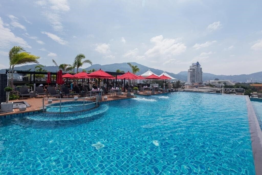 Charm Resort Phuket 4* суреті