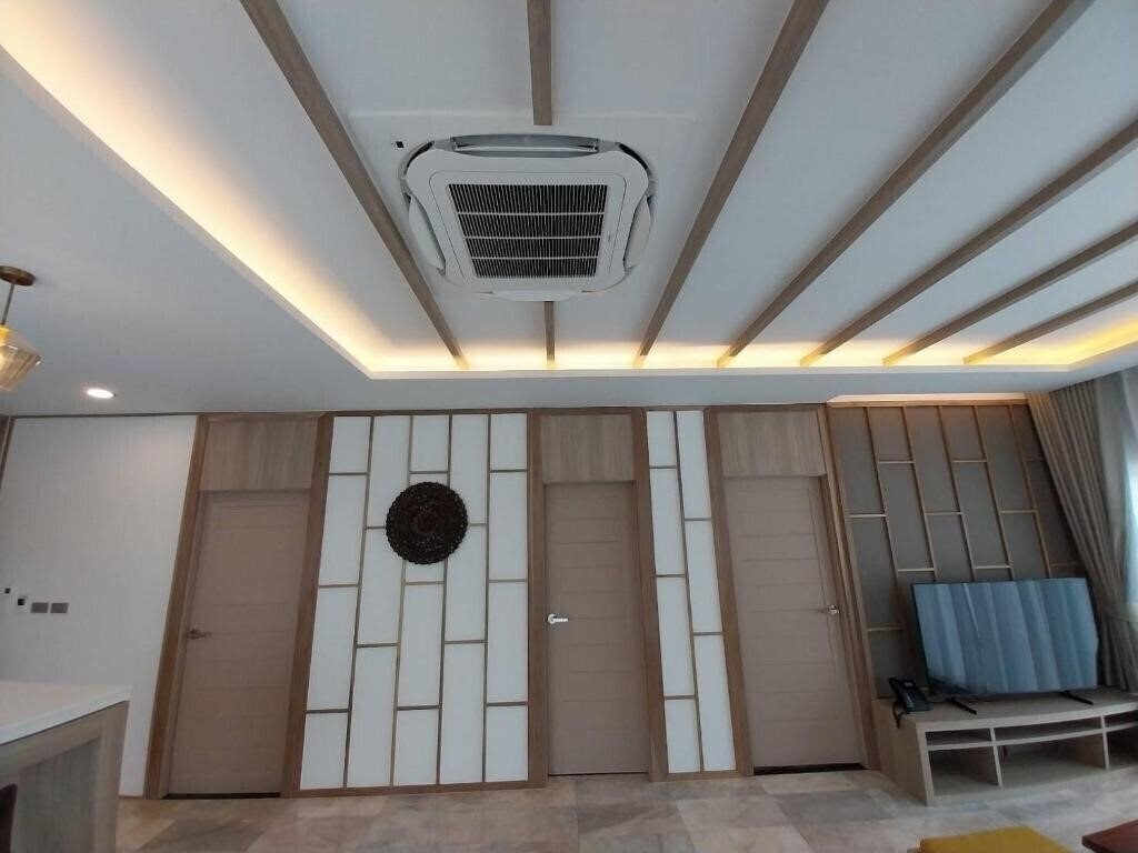 Phunawa Resort Phuket Karon Beach SHA Plus (ex. Phunawa Resort, Karon Sovereign All Suites Resort, Dewa Karon Beach Phuket) 4* фотосуреті