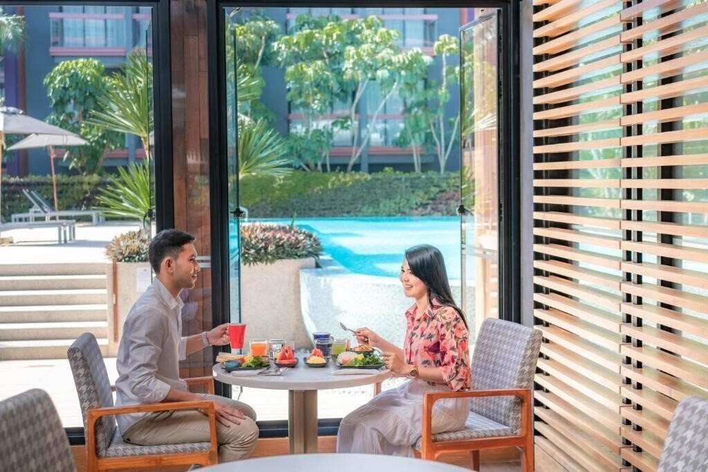 Картинка Holiday Inn Express Patong Beach Central 3*