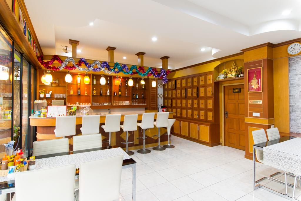 Forest Patong Hotel 3* фотосуреті