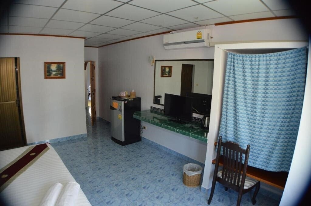 Картинка Karon Sea Breeze Beach 3*