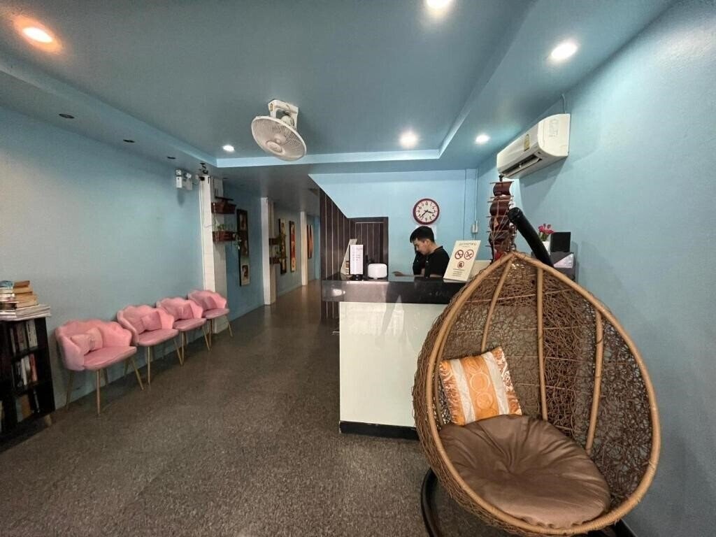 Armoni Patong Beach Hotel By Andacura (ex. Icheck Inn Patong) 3* суреті