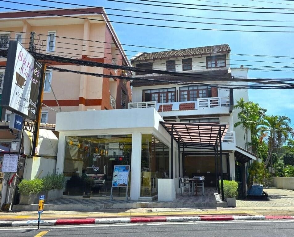 Отель Sunset Mansion 2*