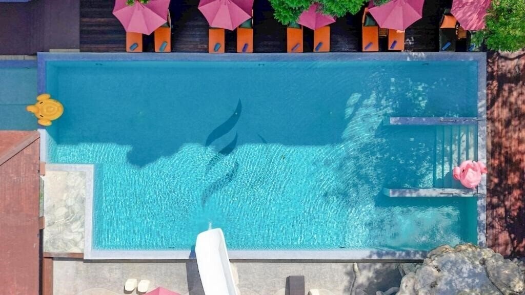 Отель Phuvaree Resort 3*