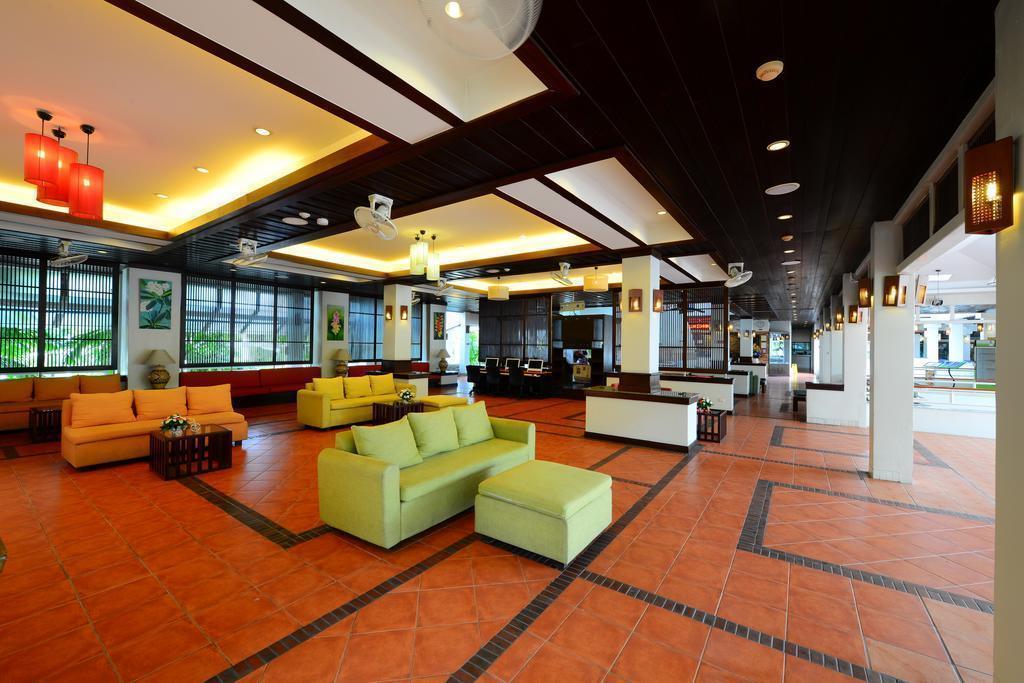 Отель Boat Lagoon Resort 4*