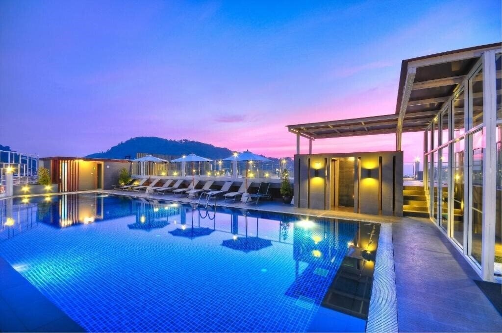 The Ashlee Heights Patong Hotel & Suites 4* суреті