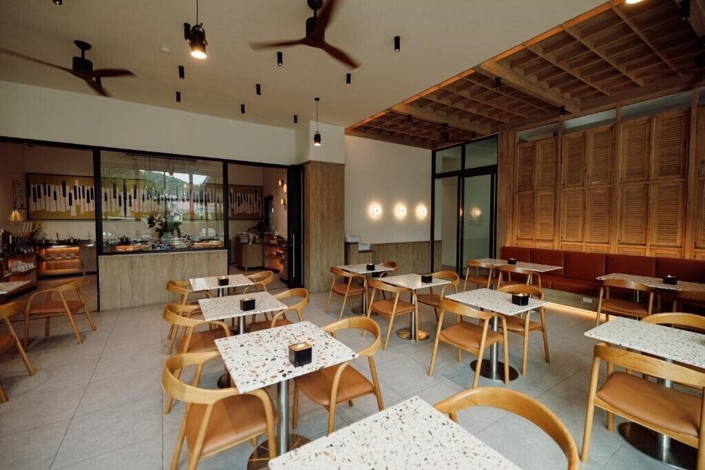 Изображение The Melody Phuket 4*