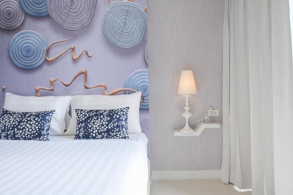 Отель Sino Maison Patong 3*