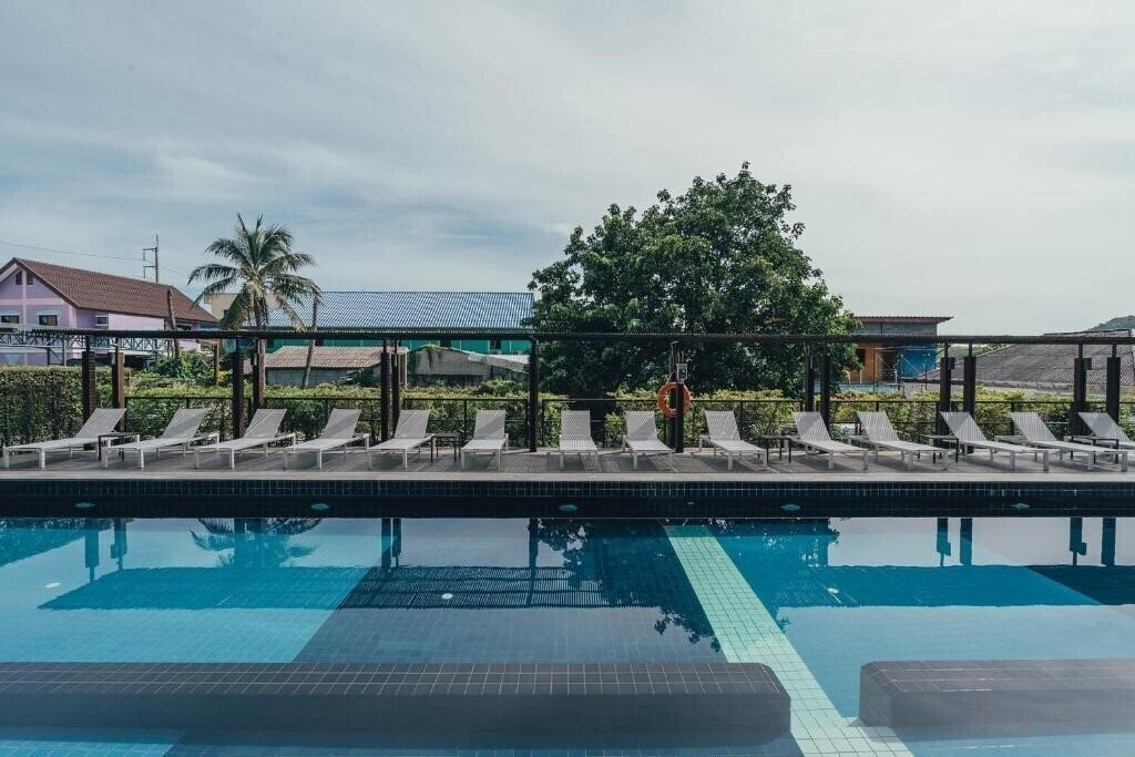 Фотография Marina Express Aviator Phuket Airport 3*