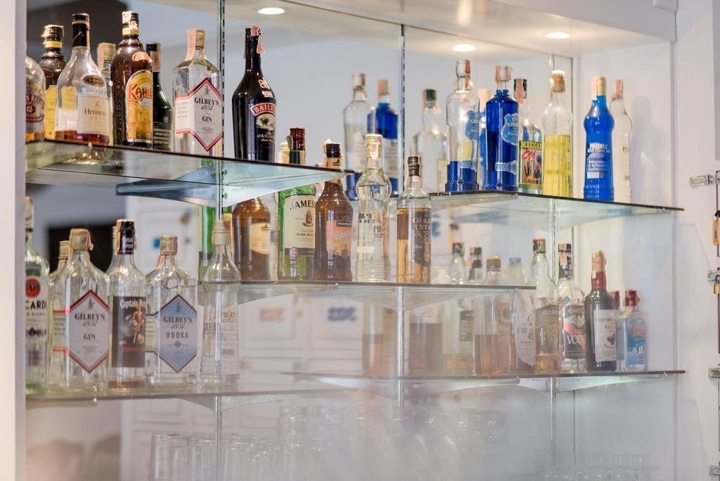 Cello Hotel Phuket 2* суреті