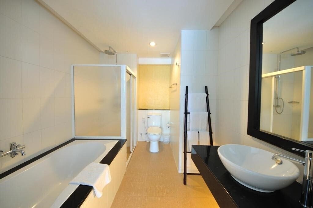 Фотография Palmyra Patong Resort 4*