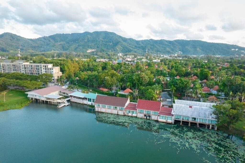 Отель Chaba Resort & Spa Laguna 3*