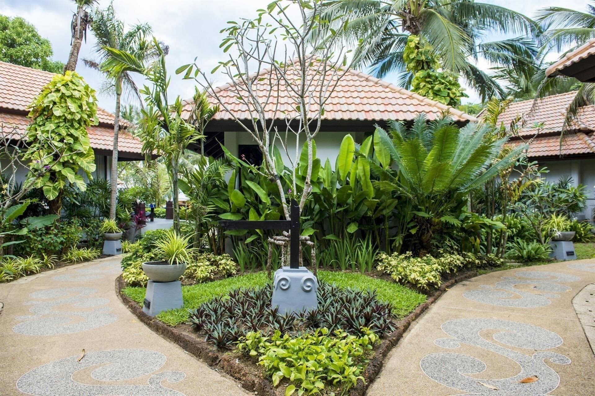 Akyra Beach Club Phuket 5* қонақ үйі