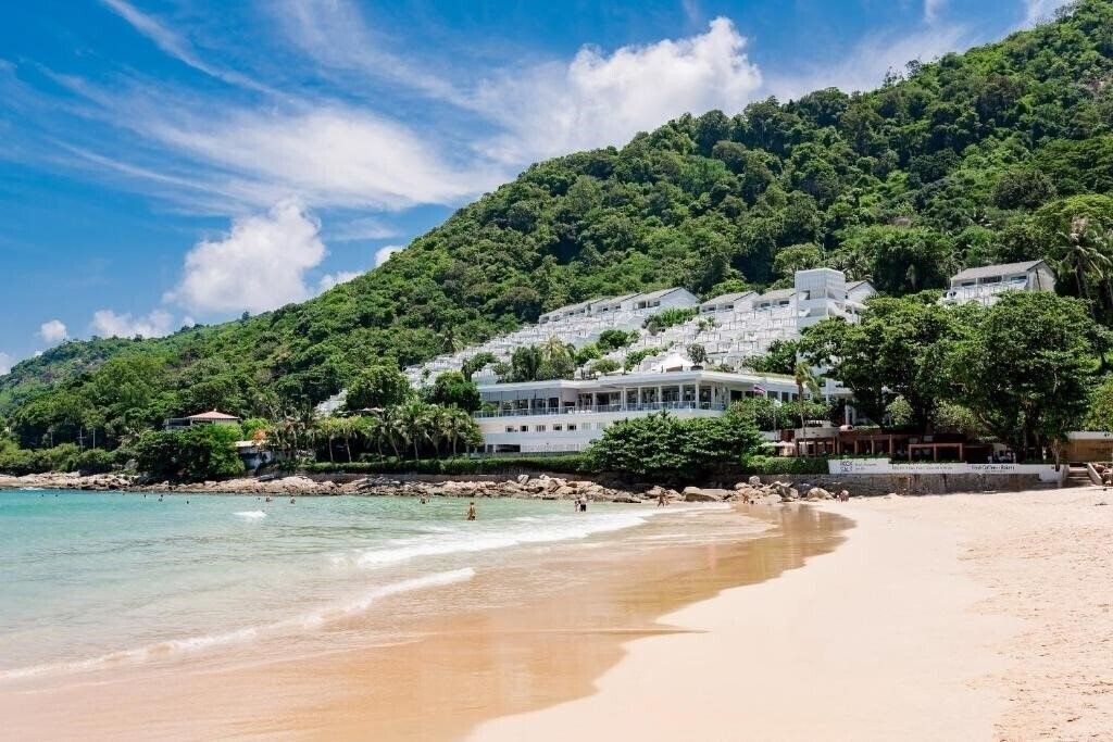 The Nai Harn 5* суреті
