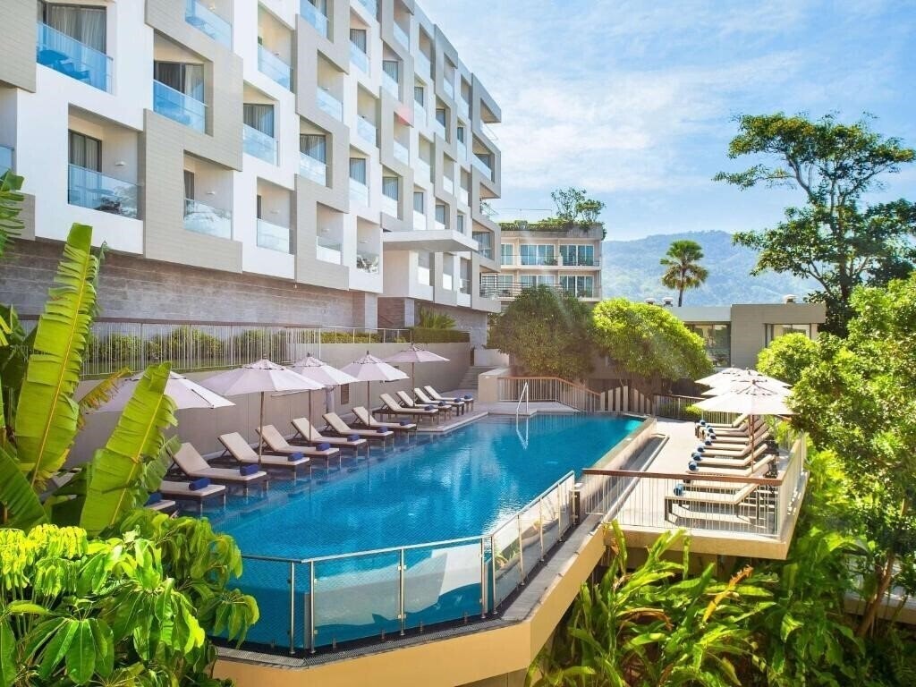 The Andaman Beach Hotel Phuket (ex. Hyatt Place Phuket Patong) 4* суреті