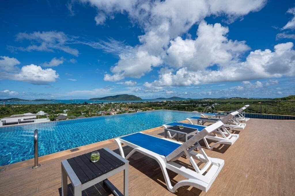 Фото The View Rawada Resort 4*