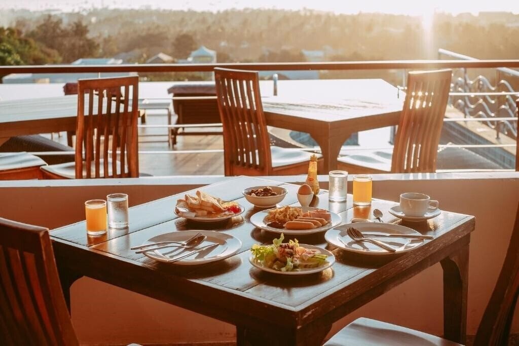 The View Rawada Resort 4* суреті