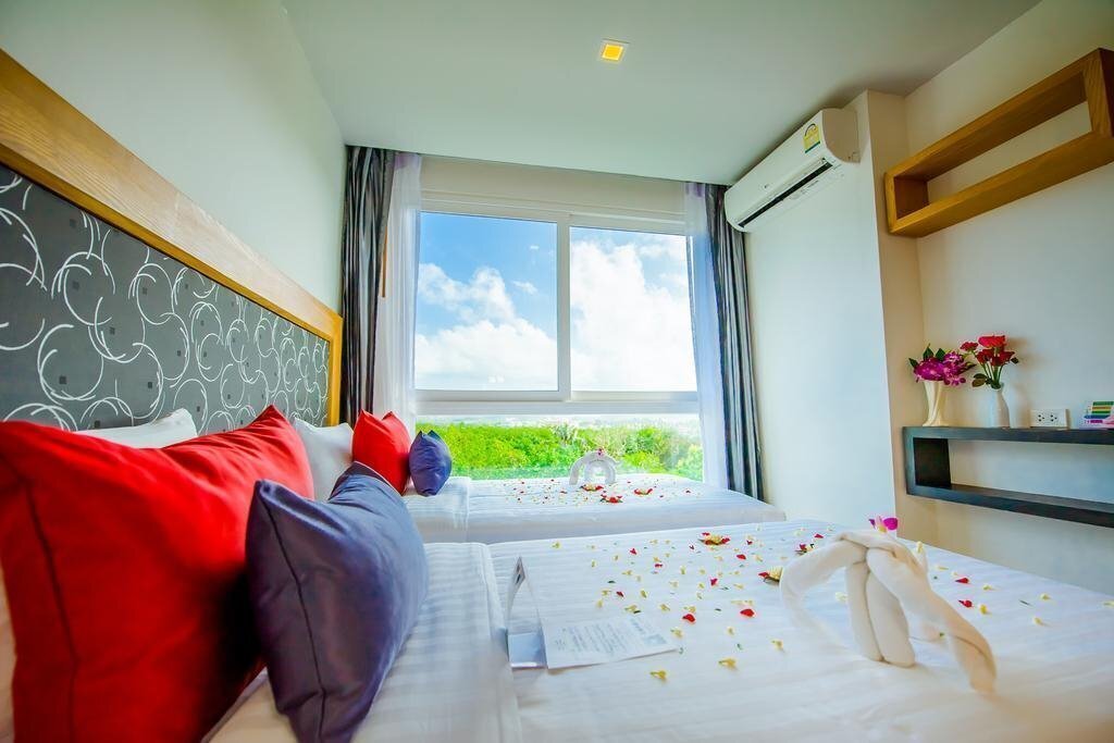 Картинка The Jasmine Nai Harn Beach Resort 3*