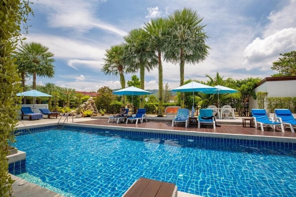 Фотография Sungthong Kamala Beach Resort 3*