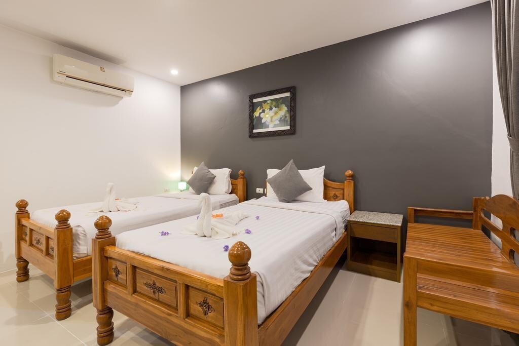 Patong Dynasty Hotel 3* суреті