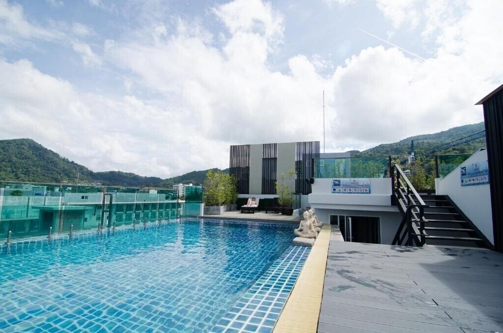 Изображение Mirage Express Patong Phuket Hotel 3*