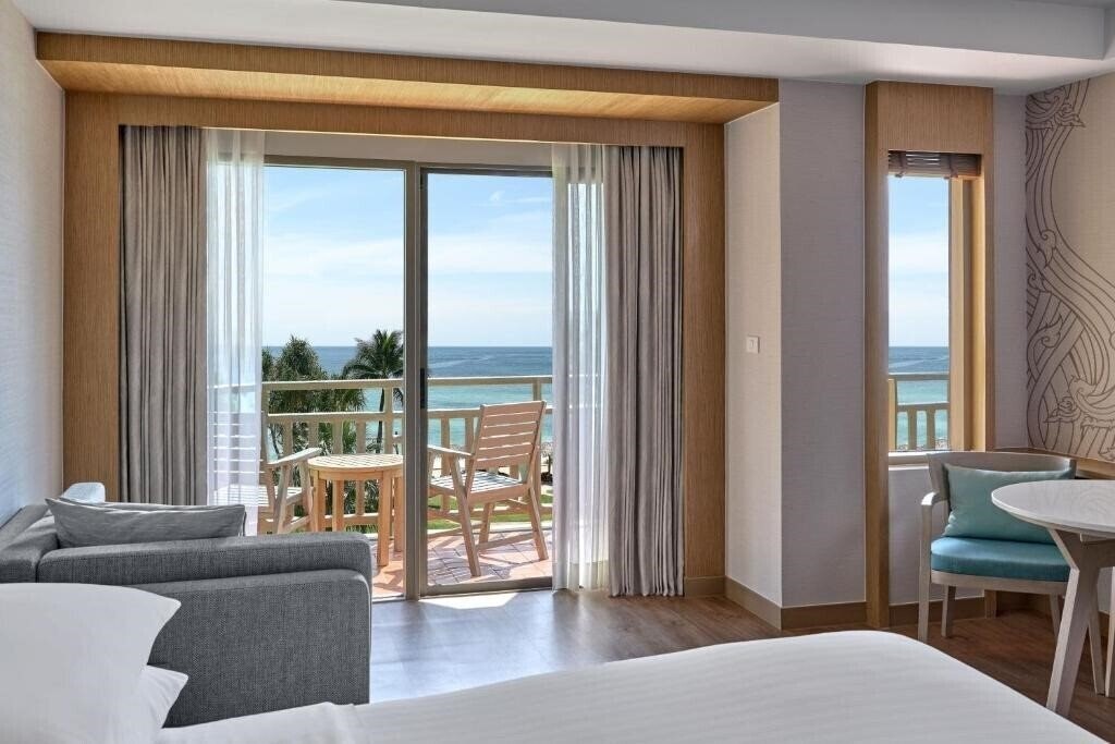 Phuket Marriott Resort & Spa Merlin Beach 5* суреті