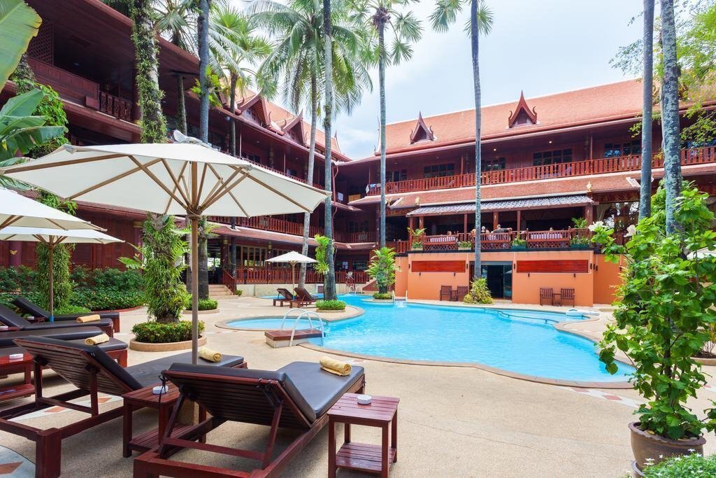 Отель Royal Phawadee Village (ex. Royal Phawadee Village Resort) 4*