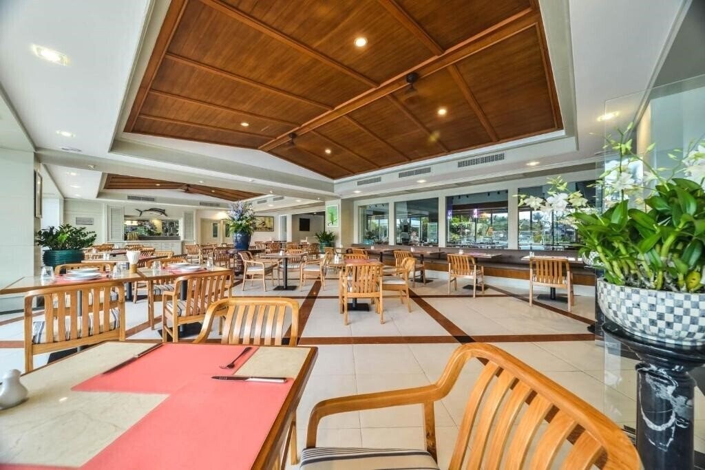 Фотография The Andaman Beach Suites Hotel 4*