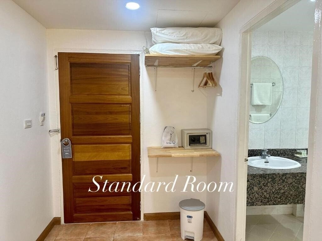 Surin Bay Inn 3* фотосуреті