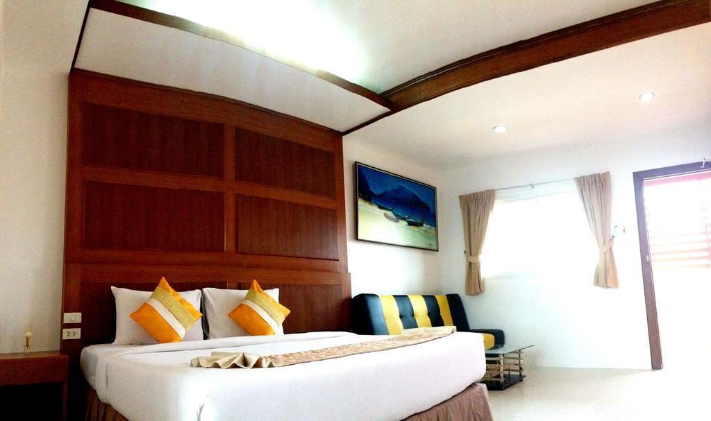 S.B. Living Place Hotel 3* фотосуреті