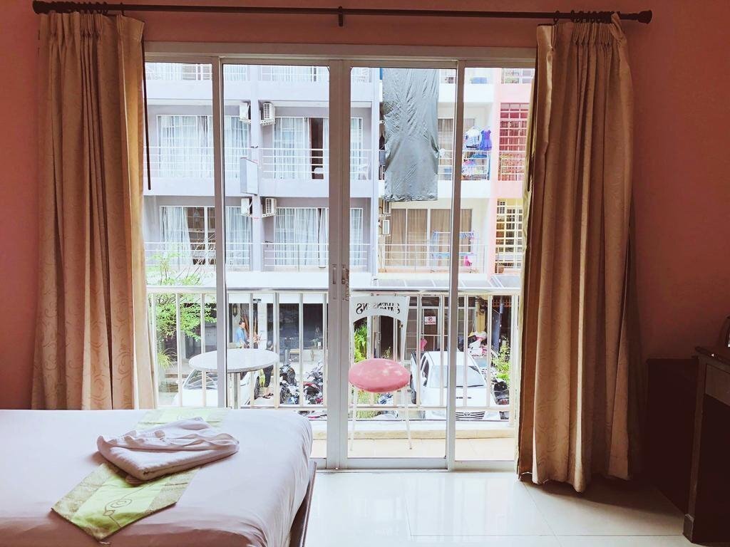 Изображение Hollywood Inn Love 2*