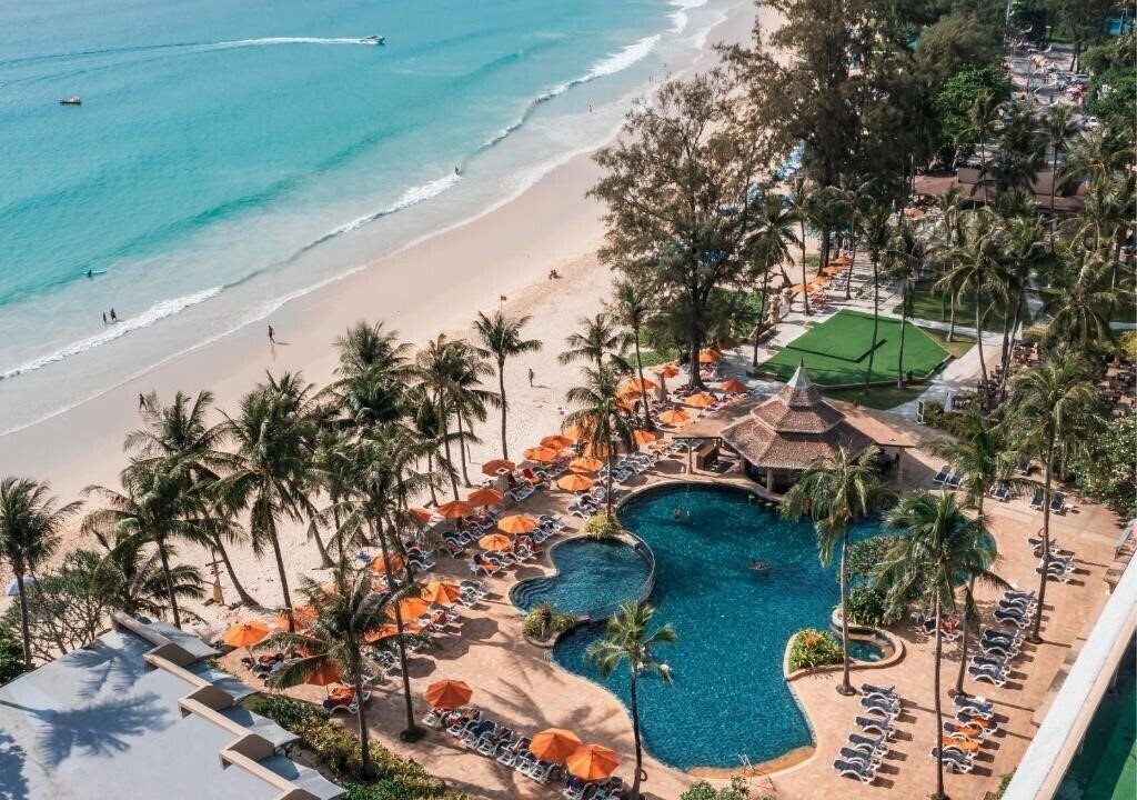Отель Beyond Resort Kata 4*