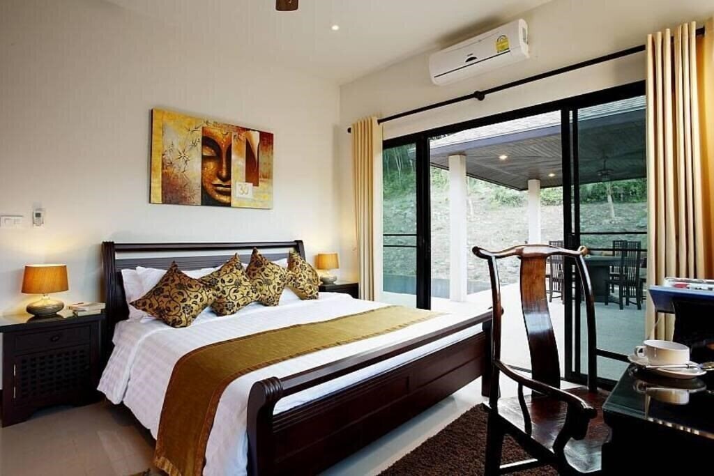 Phailin Talay Nai Harn South Phuket Villa вилла суреті