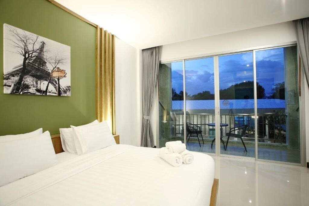Фото The Malika Hotel 4*